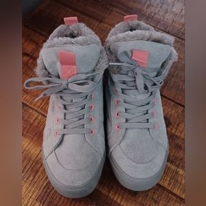 Fur lined Sneakers